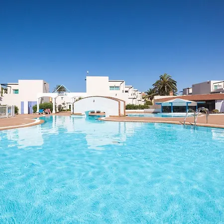 Apartman Home2book Comfy Ohana Garden Corralejo, Pool